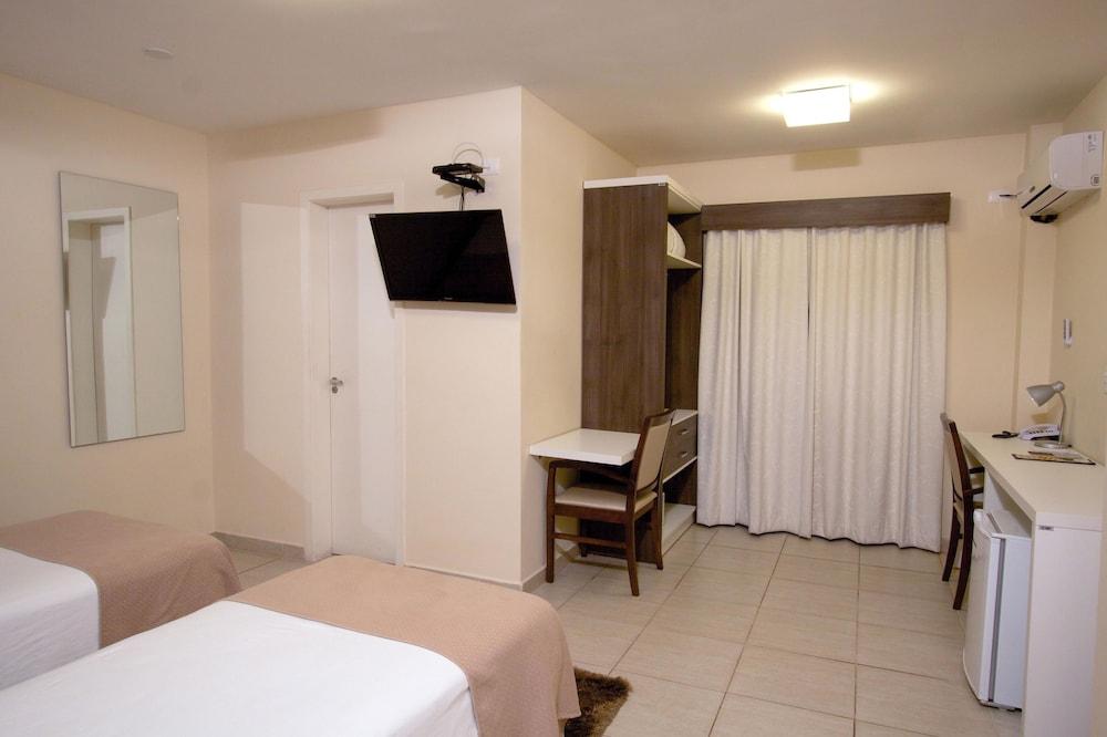 Hotel Bristol Portal Do Iguacu Aeroporto 4*