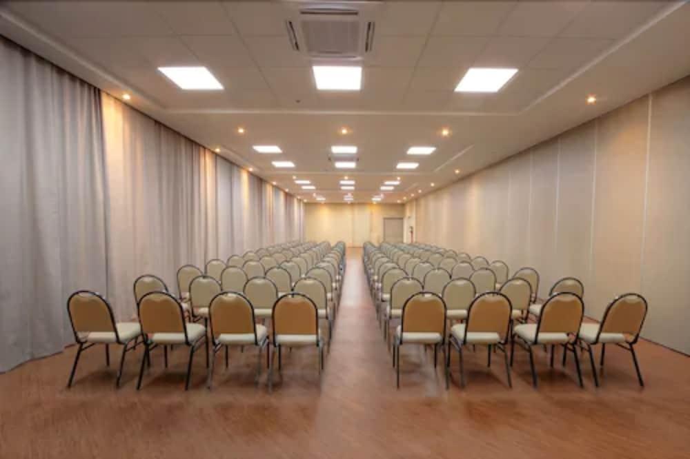 Hotel Bristol Portal Do Iguacu Aeroporto