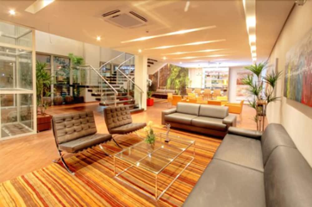 Hotel Bristol Portal Do Iguacu Aeroporto Curitiba